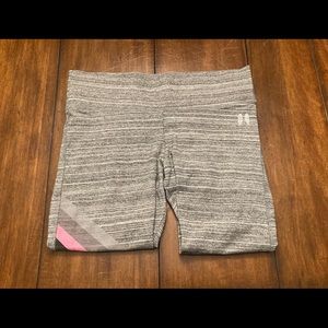 Victoria’s Secret Cropped Yoga Pants